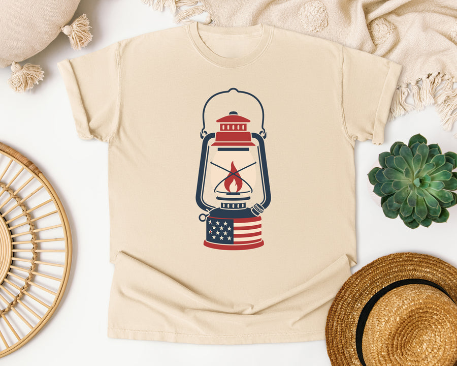 Patriotic Camping Lantern graphic tee in Ivory