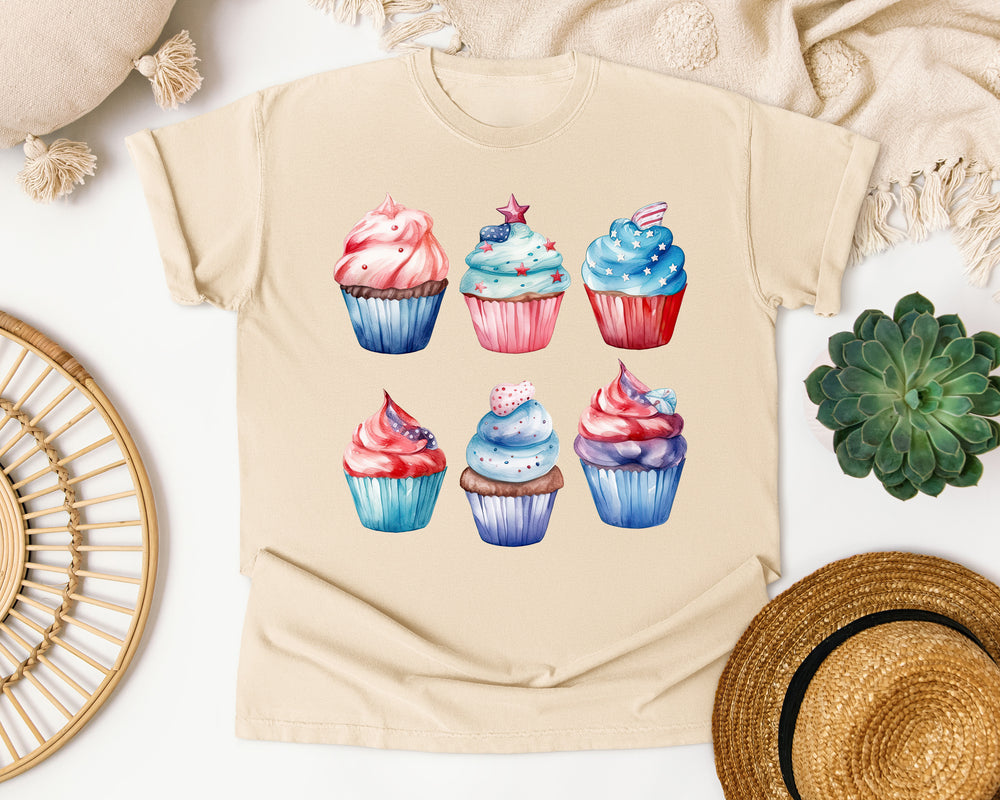 Patriotic Cupcakes Grey graphic tee in Ivory