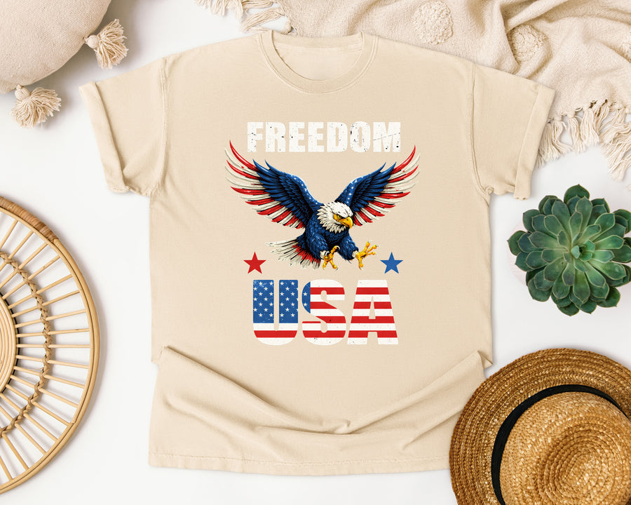 Freedom USA White graphic tee in Ivory