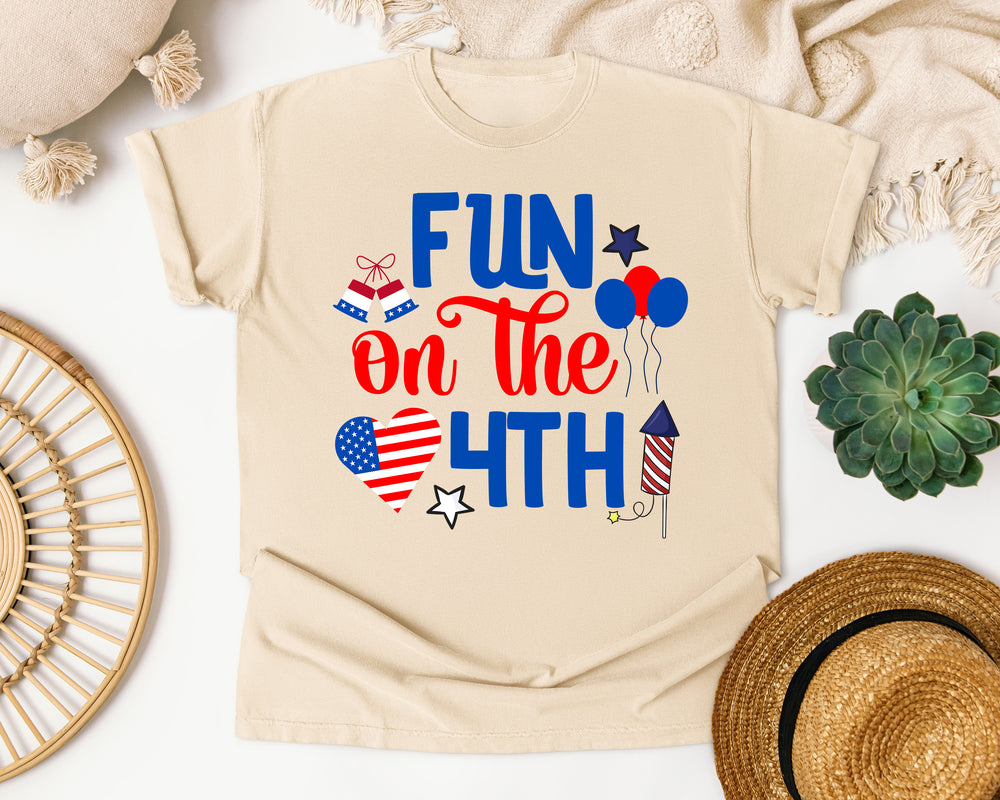 Fun On The 4th graphic tee in Ivory