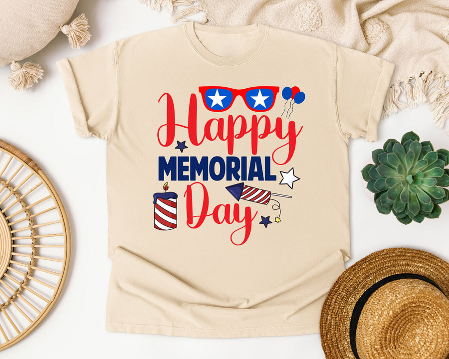Happy Memorial Day Red graphic tee in Ivory