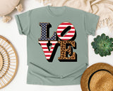 Love graphic tee in Bay