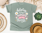 Helping Tiny Humans Do Big Things Daisy graphic tee in Bay