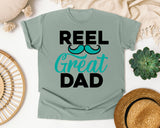 Reel Great Dad graphic tee in Bay
