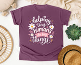 Helping Tiny Humans Do Big Things Daisy graphic tee in Berry