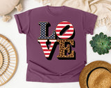 Love graphic tee in Berry