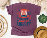 Sweet Land Of Liberty Navy graphic tee in Berry