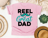 Reel Great Dad graphic tee in Blossom