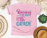 Roaring My Into 10th Grade graphic tee in Blossom