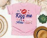 Kiss Me I Am An American graphic tee in Blossom