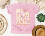My Heart Is On That Field Groovy graphic tee in Blossom