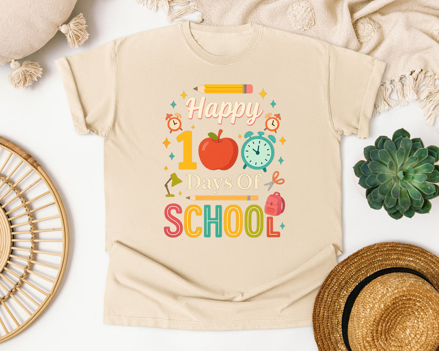Happy 100 Days Of School Apple Clock graphic tee in Ivory
