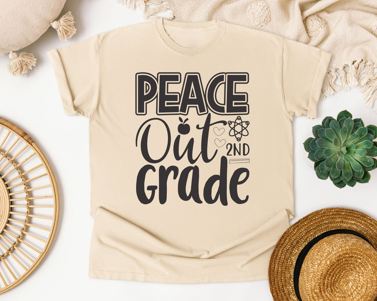Peace Out 2nd Grade Grey graphic tee in Ivory