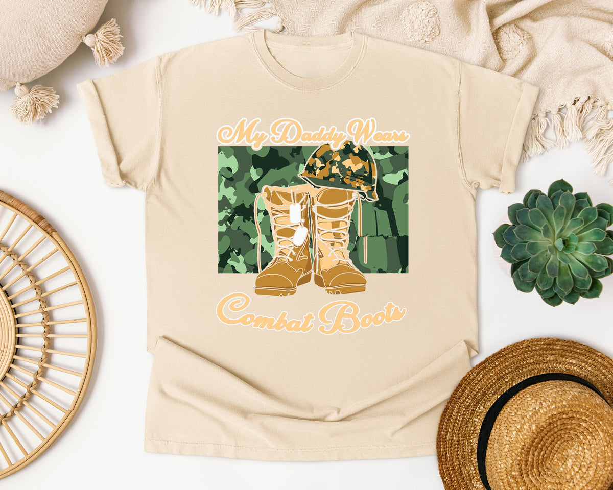 My Daddy Wears Combat Boots graphic tee in Ivory