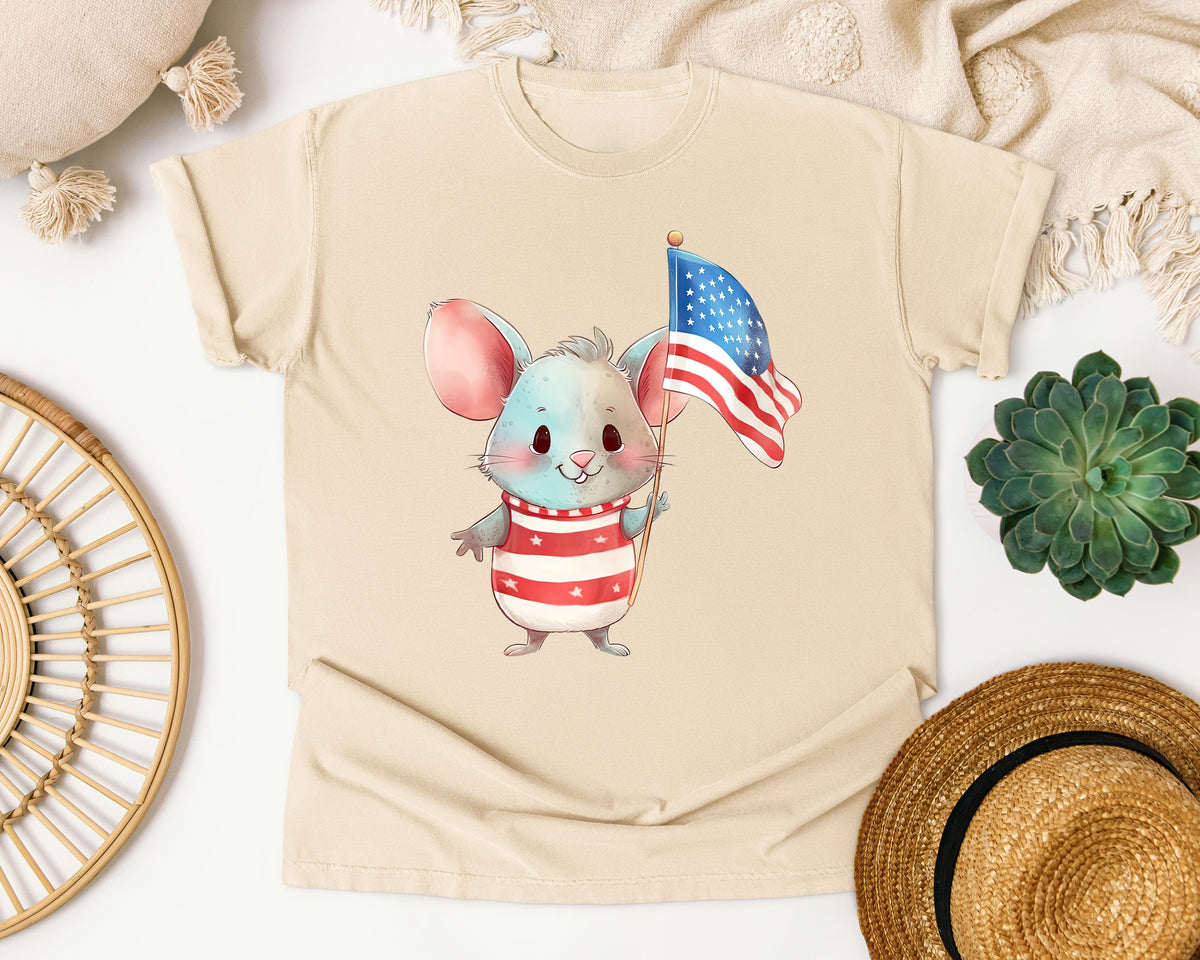 Mouse Holding American Flag graphic tee in Ivory