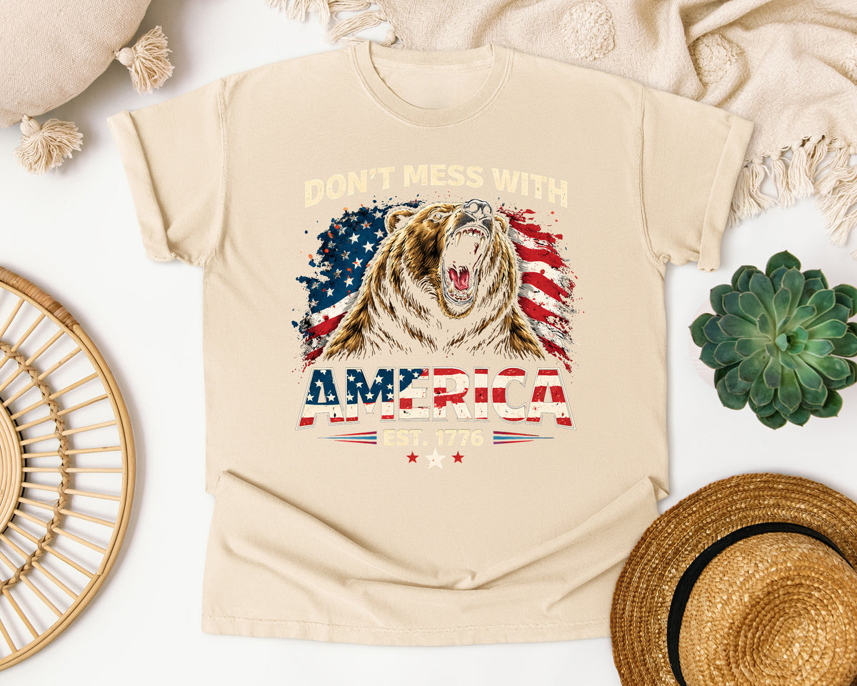 Don't Mess With America Est 1776 graphic tee in Ivory