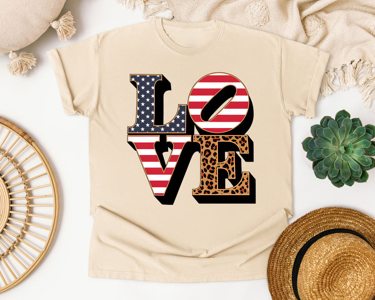 Love graphic tee in Ivory
