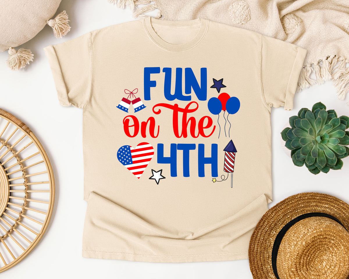 Fun On The 4th graphic tee in Ivory