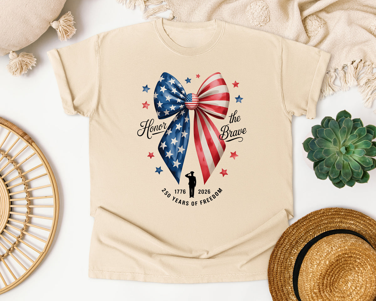 Honor The Brave 250 Years Of Freedom graphic tee in Ivory