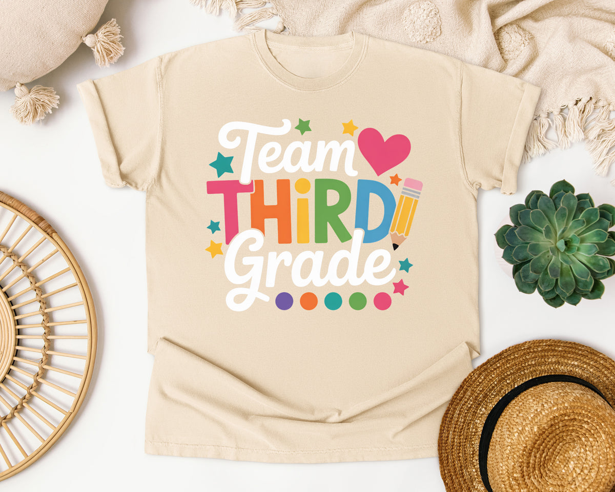 Team Third Grade graphic tee in Ivory