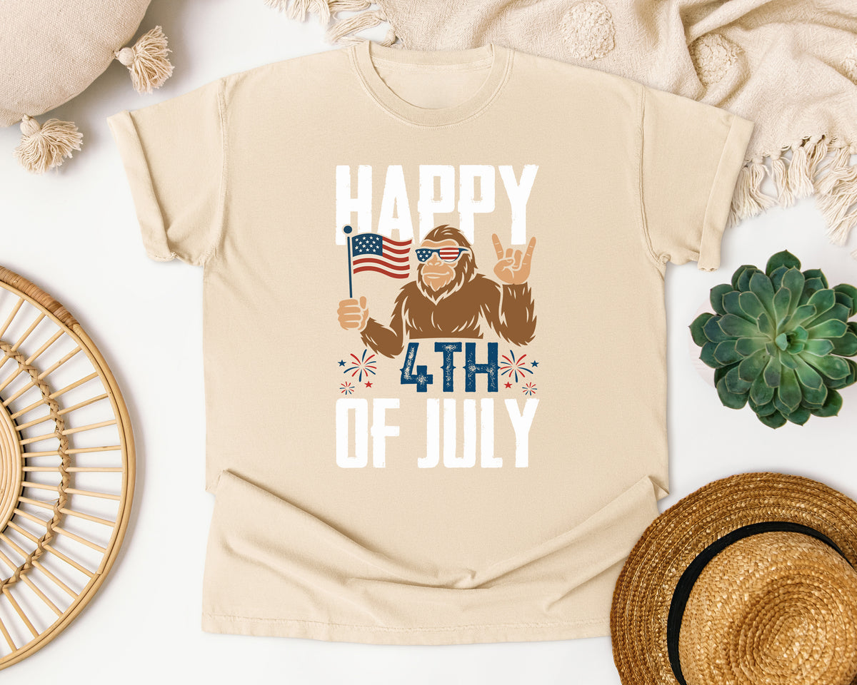 Happy 4th Of July White 2 graphic tee in Ivory