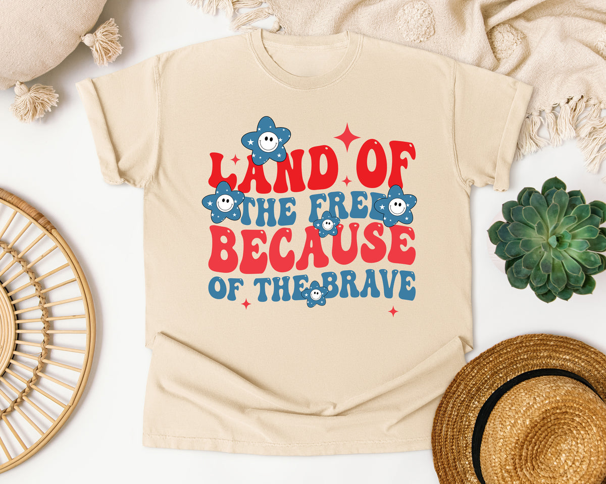 Land Of The Free Because Of The Brave Red graphic tee in Ivory