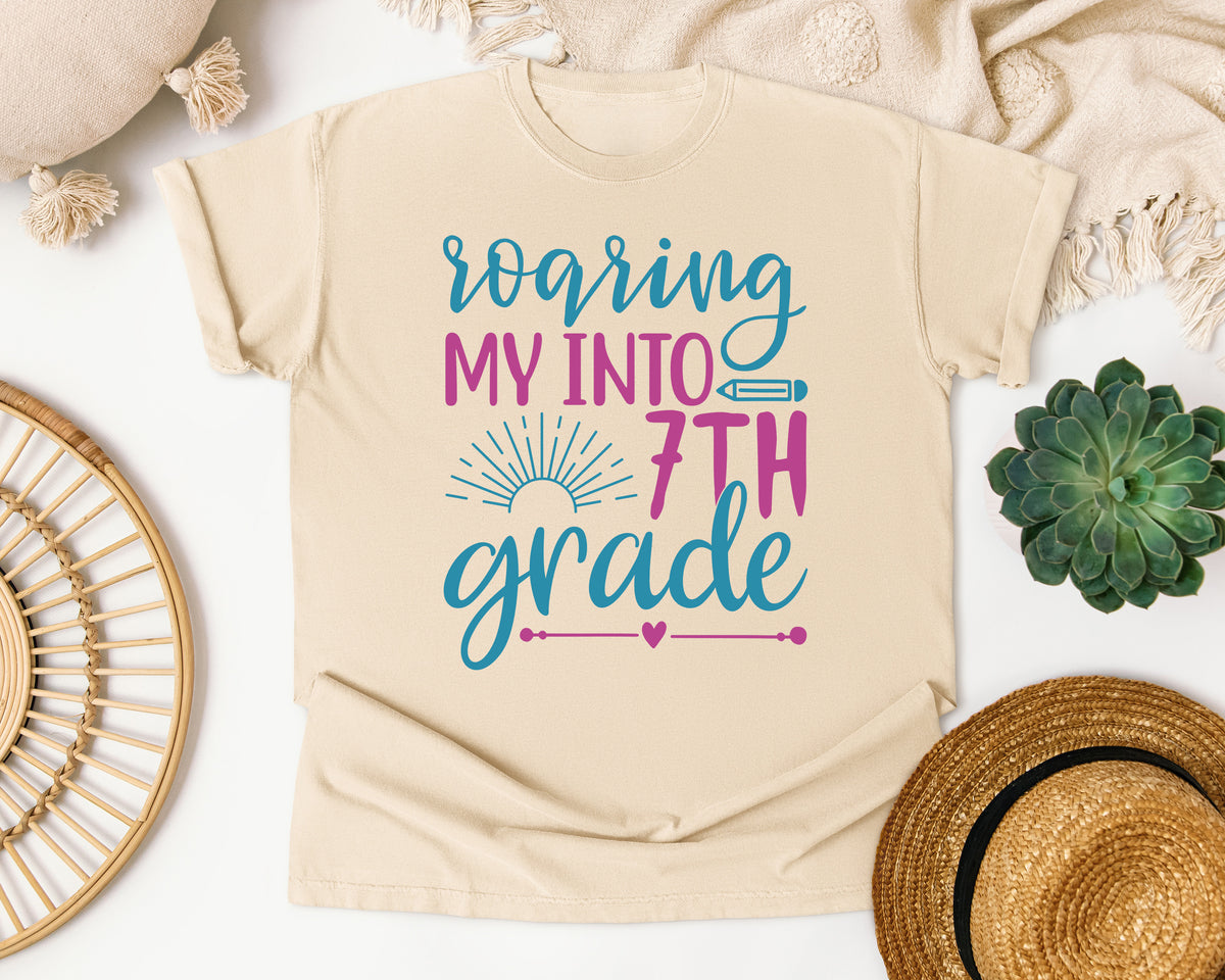 Roaring My Into 7th Grade graphic tee in Ivory