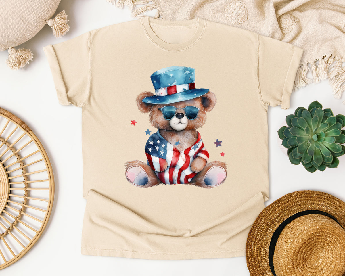 Bear In Patriotic Outfit graphic tee in Ivory