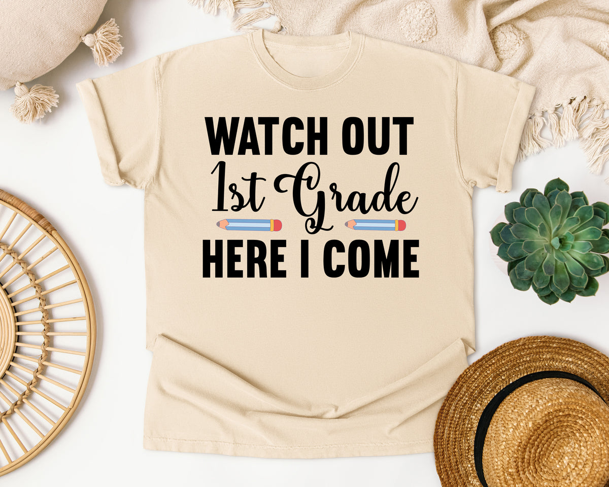 Watch Out 1st Grade Here I Come Pencils graphic tee in Ivory