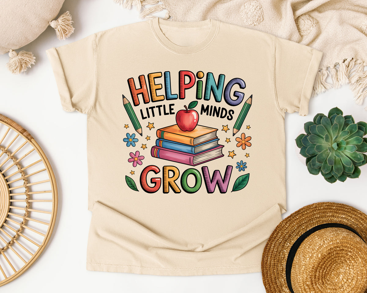 Helping Little Minds Grow Books graphic tee in Ivory