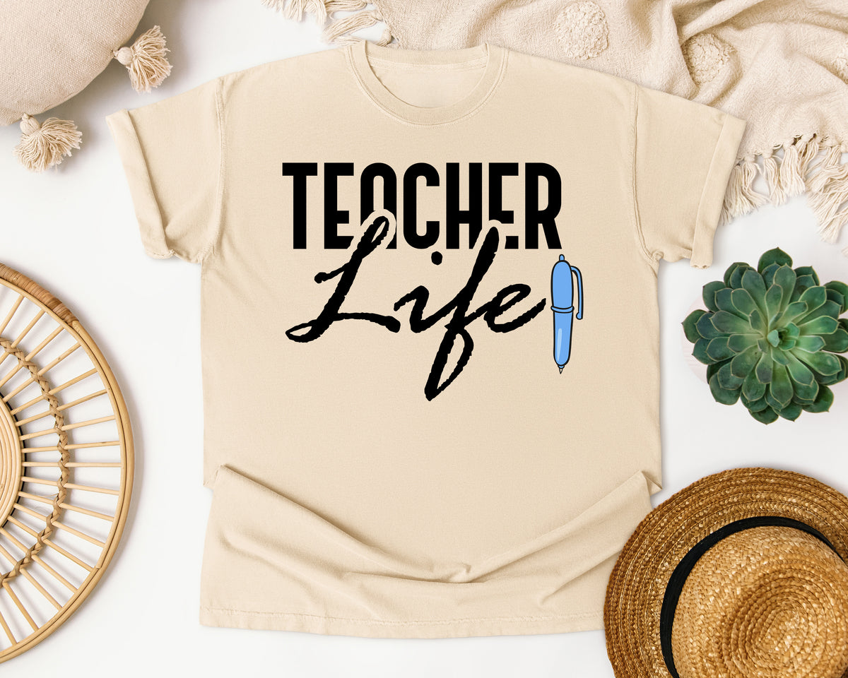 Teacher Life Pen graphic tee in Ivory