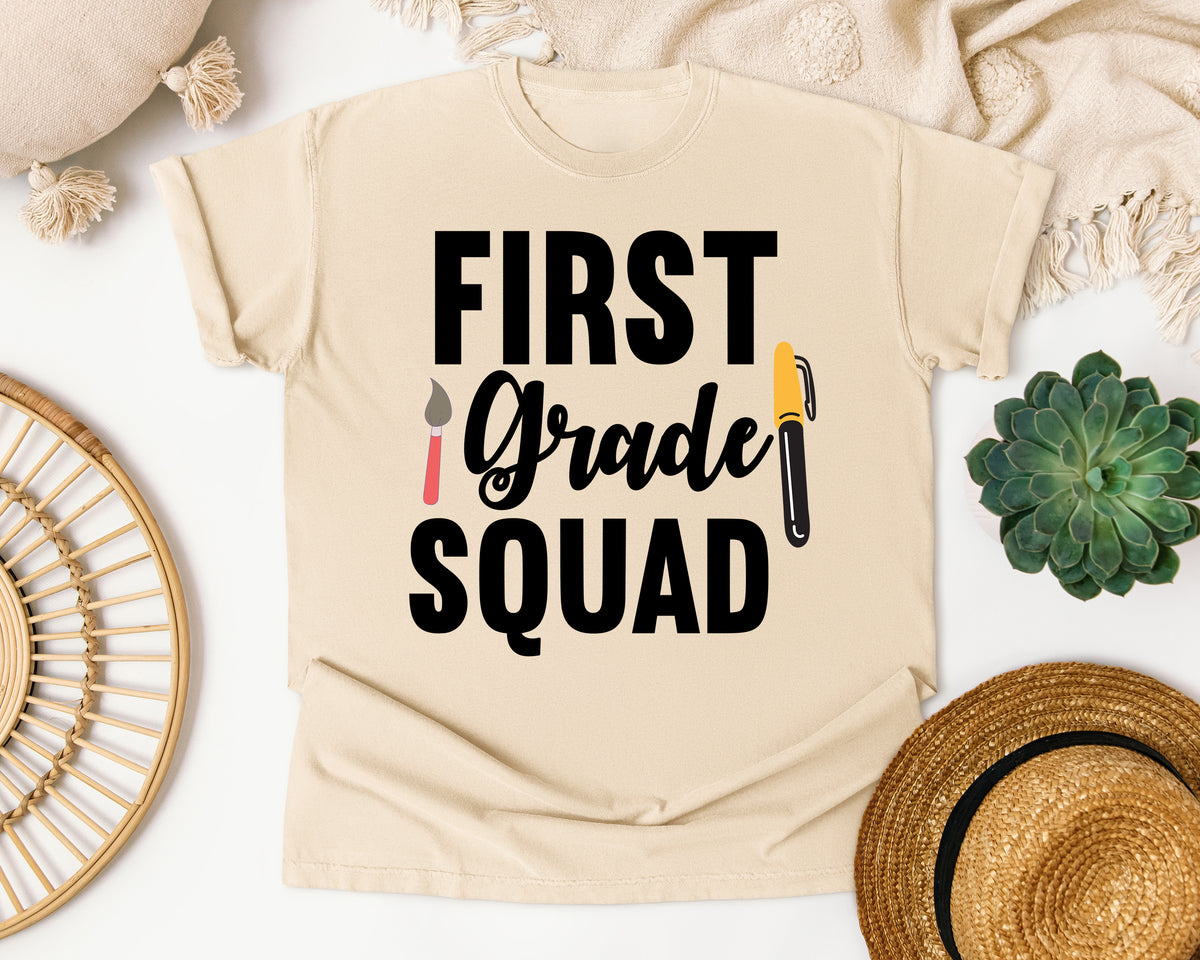 First Grade Squad Pen graphic tee in Ivory