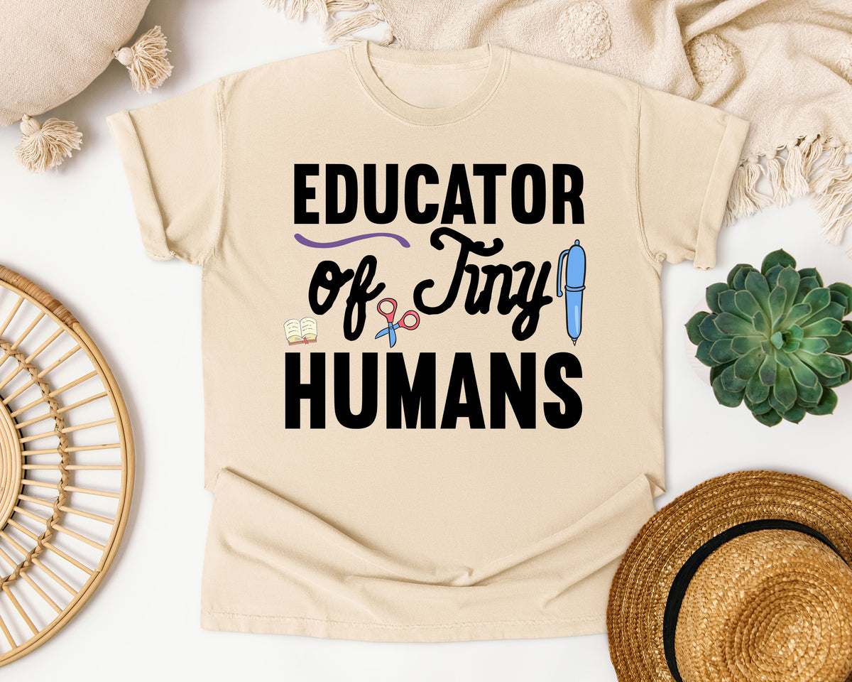 Educator Of Tiny Humans Pen graphic tee in Ivory