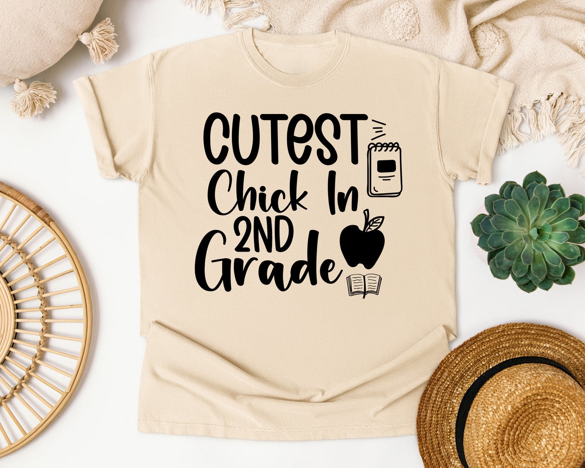 Cutest Chick In 2nd Grade Apple graphic tee in Ivory