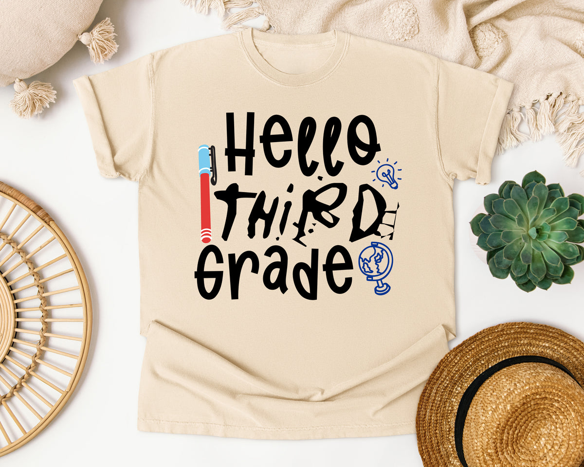Hello Third Grade Globe graphic tee in Ivory