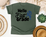 Hello First Grade Globe graphic tee in Moss