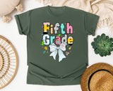 Fifth Grade Paper Bow graphic tee in Moss