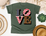 Love graphic tee in Moss