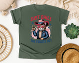 Just Chill The Fourth Out graphic tee in Moss