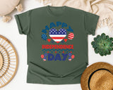 Happy Independence Day Navy graphic tee in Moss