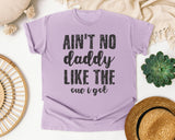 Ain't No Daddy Like The One I Got Brown graphic tee in Orchid