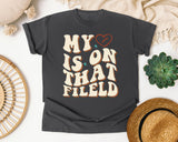 My Heart Is On That Field Groovy graphic tee in Pepper