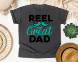 Reel Great Dad graphic tee in Pepper