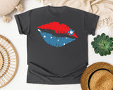 Patriotic Lips Kiss graphic tee in Pepper