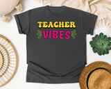 Teacher Vibes graphic tee in Pepper