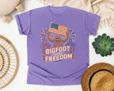 Bigfoot Freedom graphic tee in Violet
