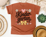 Kindergarten Script Daisy Bow Graphic Tee graphic tee in Yam